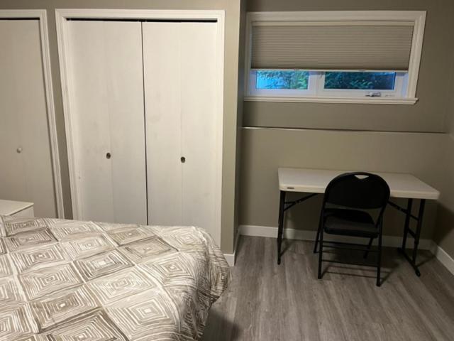 Room Close To Mall YYC Exterior foto